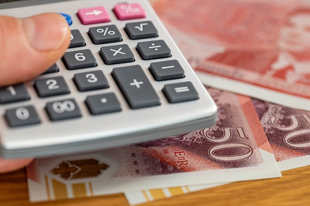 Wojna na Bliskim Wschodzie i jej wpływ na koszty życia w UK