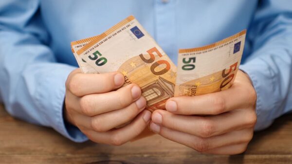 Od stycznia przyszłego roku młodzi pracownicy mogą liczyć na podwyżki