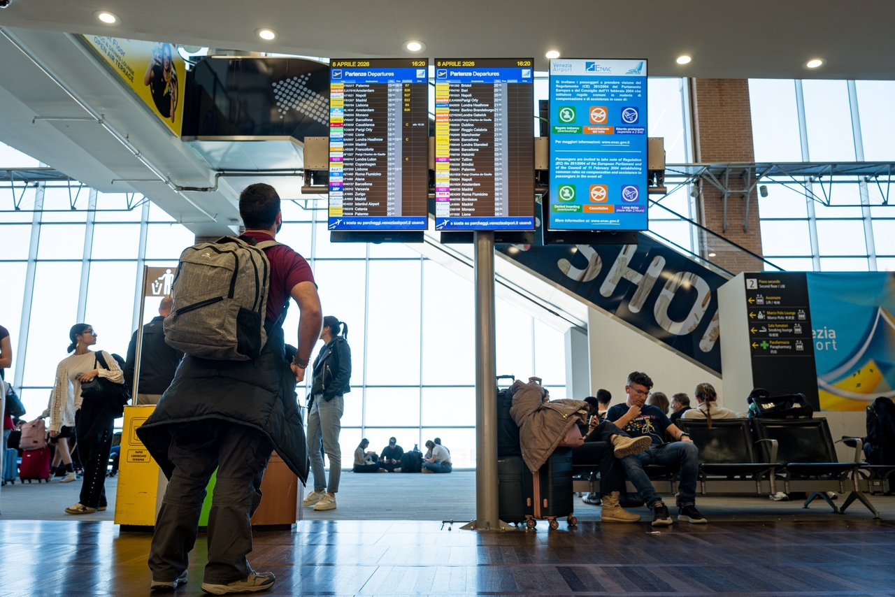 tanie latanie samolotem