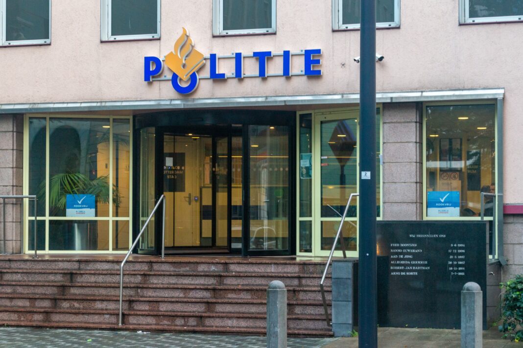 Policja będzie przeglądać social media – nowe uprawnienia budzą kontrowersje