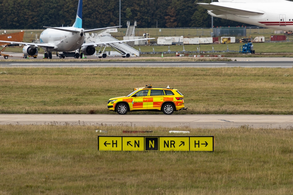 Lot z Krakowa do Bristolu przerwany. Pasażer, który groził polskiej załodze z karą więzienia!