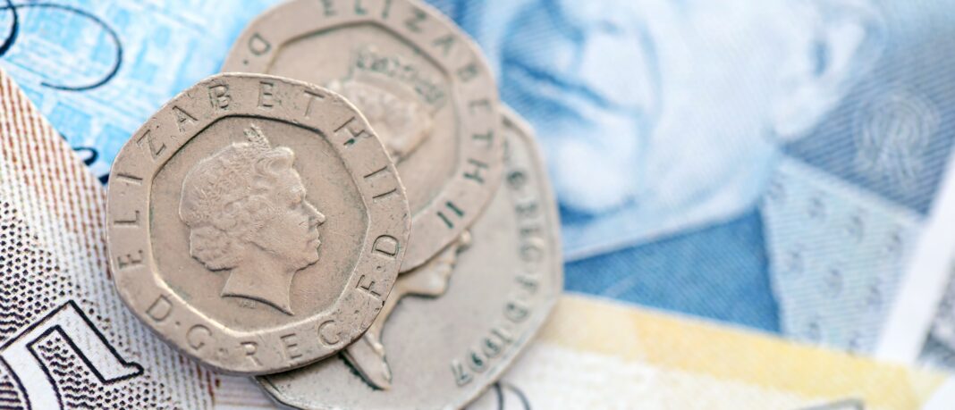 Musisz oddać środki urzędowi podatkowemu? HMRC ostrzega przed oszustami