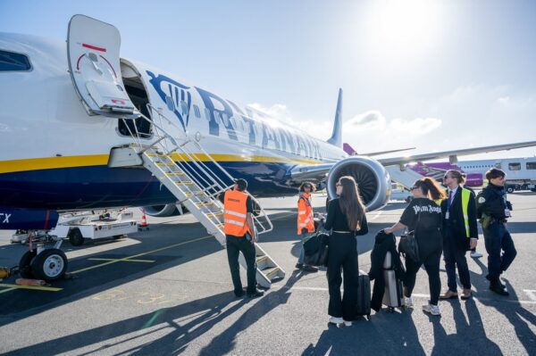 Coraz więcej imigrantów z UE ma problemy na lotniskach po wejściu nowych przepisów