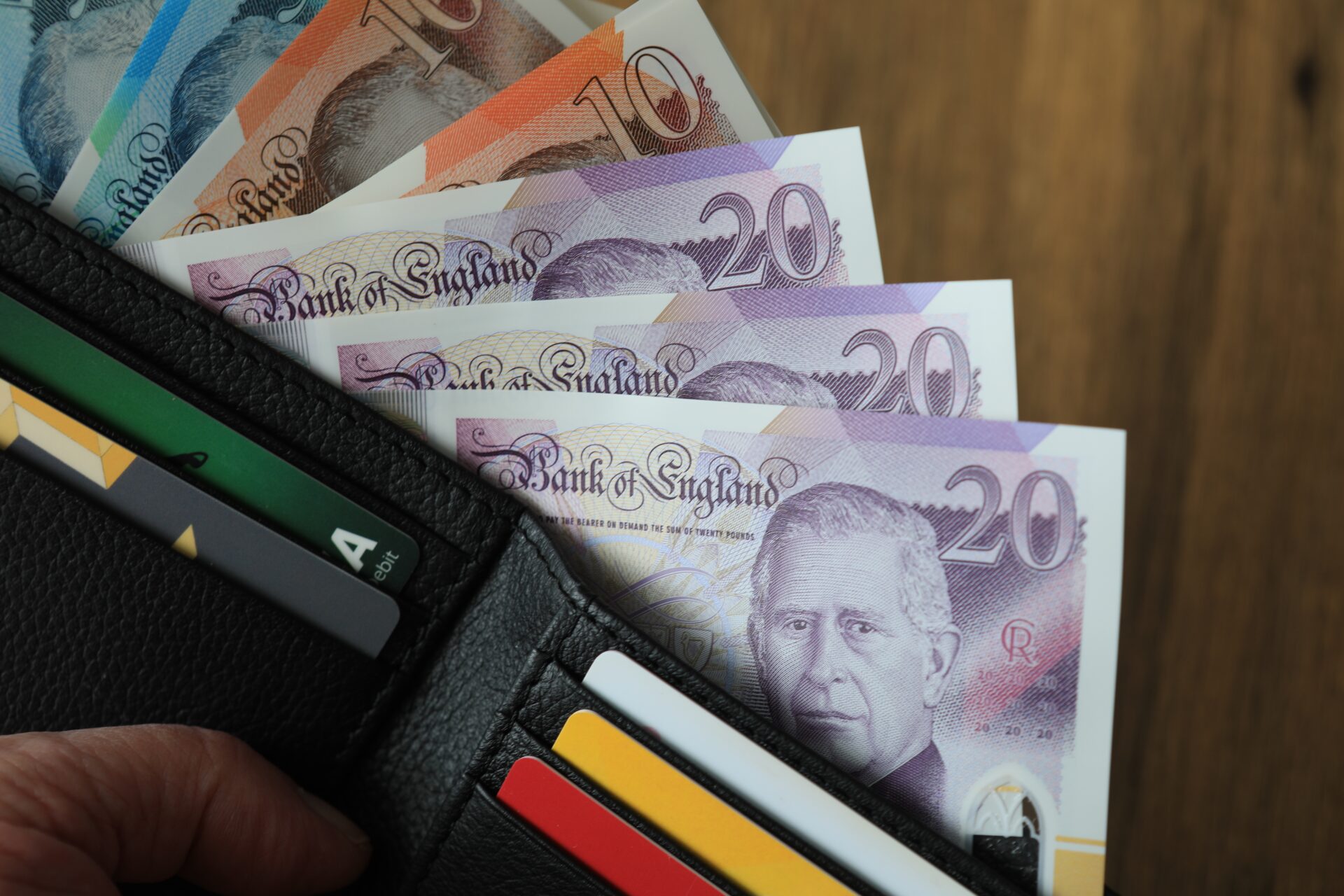 ZUS w Polsce wyniesie ponad 400 funtów.
