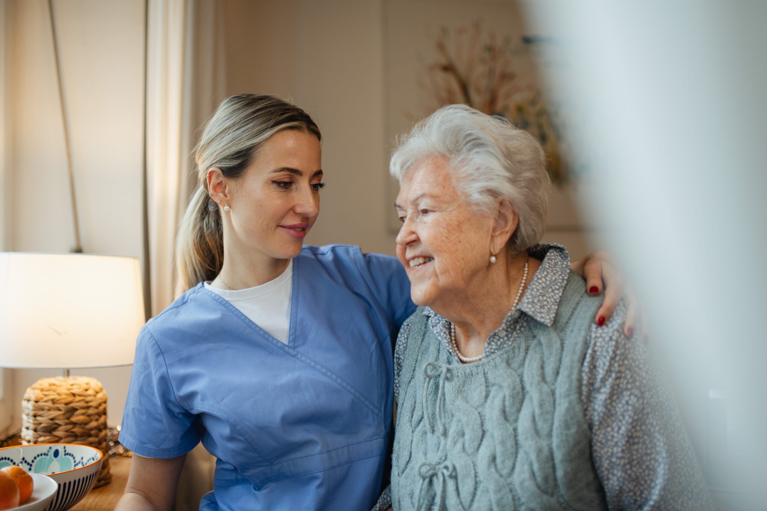 Bon senioralny w Polsce. Dla kogo? Jak uzyskać? Foto: shutterstock.com