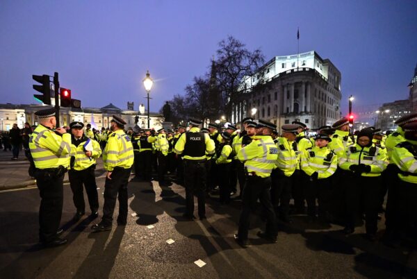 Dwa marsze, finał na Wembley i zakaz wjazdu dla polskiego prawicowego polityka. Co wydarzy się w Londynie w sobotę 16.05.2026? 