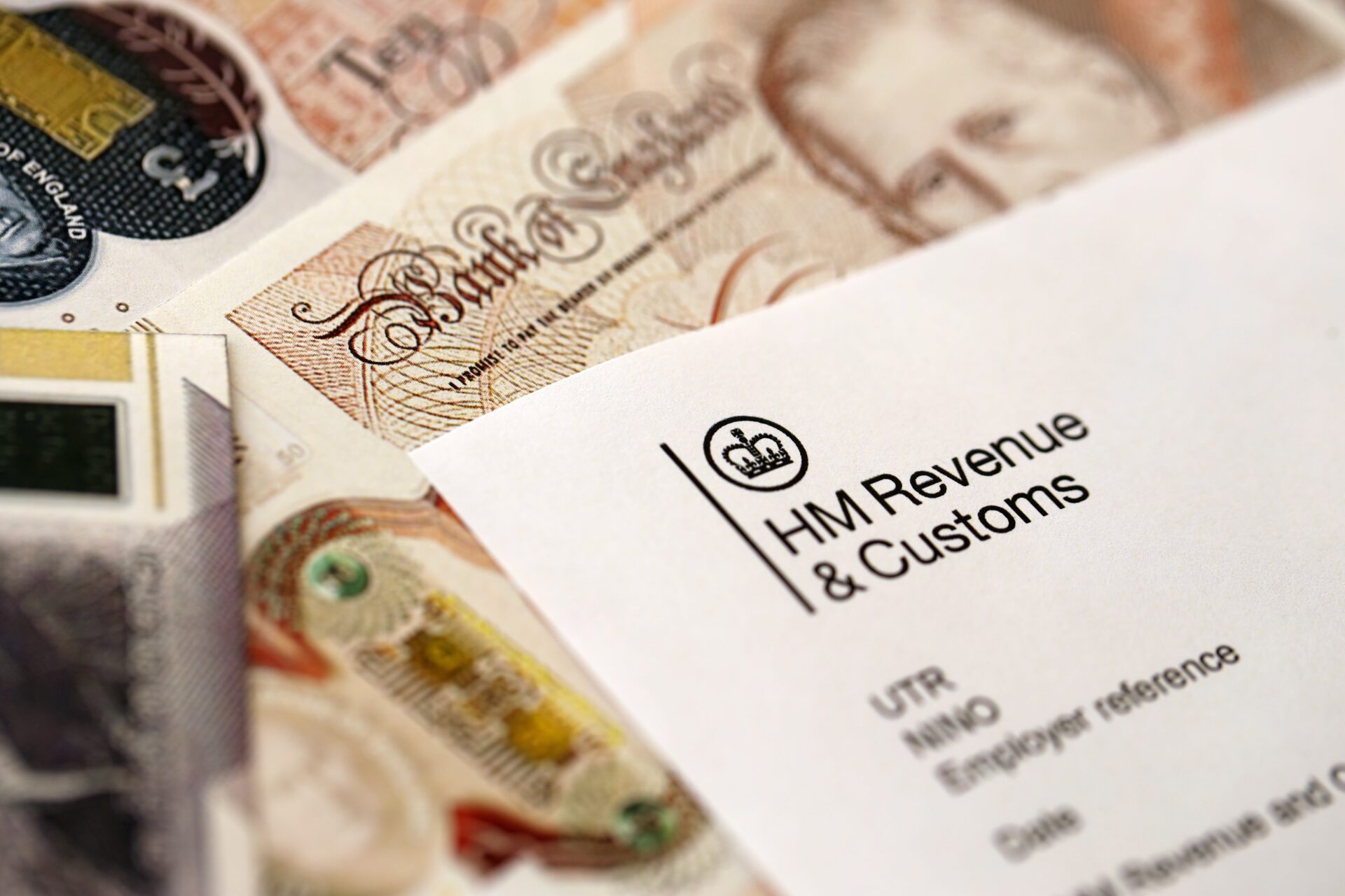 Jakie błędy w rozliczeniach podatkowych popełniają małe firmy i self-employed? HMRC poluje właśnie na nich