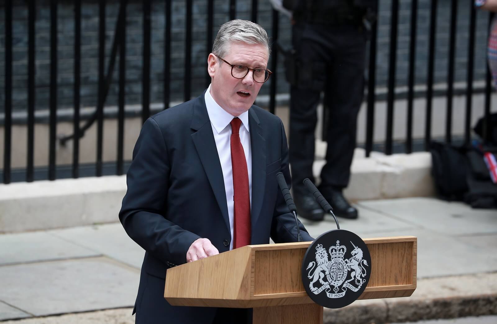 Dymisja Keira Starmera na Downing Street