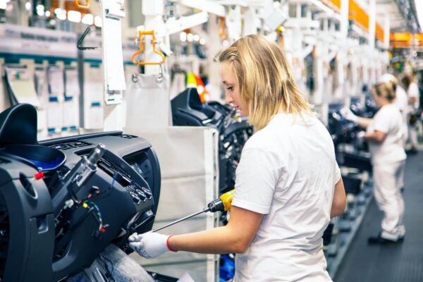 Volkswagen realizuje jeden z największych programów redukcji zatrudnienia w niemieckim sektorze motoryzacyjnym