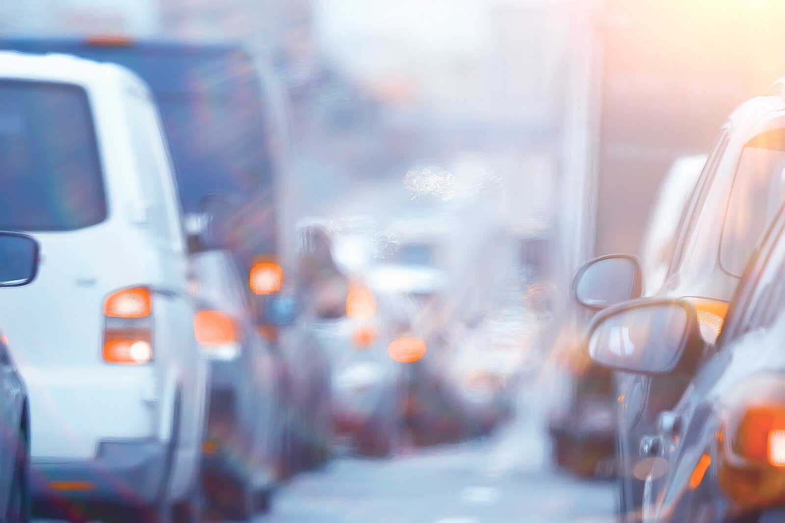 Przez wypadek na M25 utworzył się gigantyczny korek w rekordowym upale