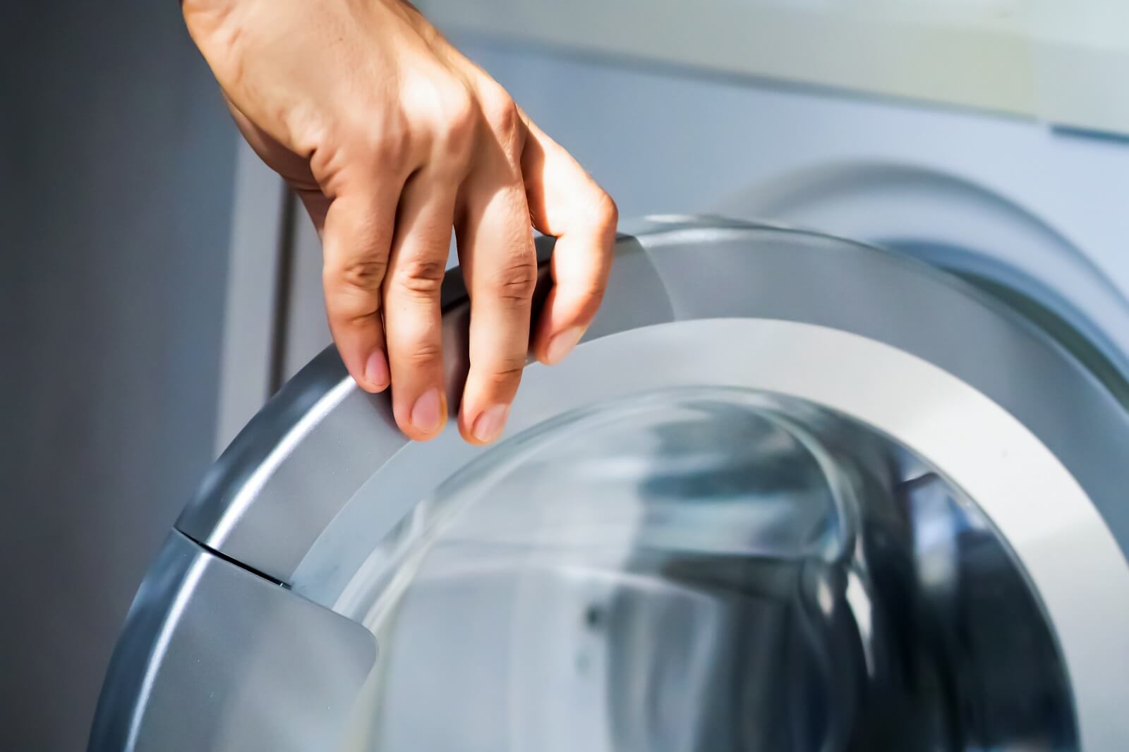 Zwrot pieniędzy dla klientów Marks Electrical