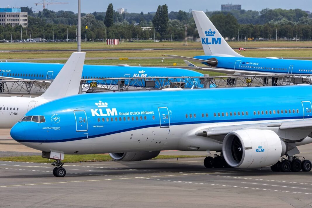 Po wakacjach KLM ograniczy liczbę lotów