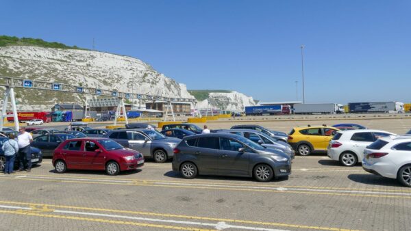Port w Dover przygotowuje się na długie korki