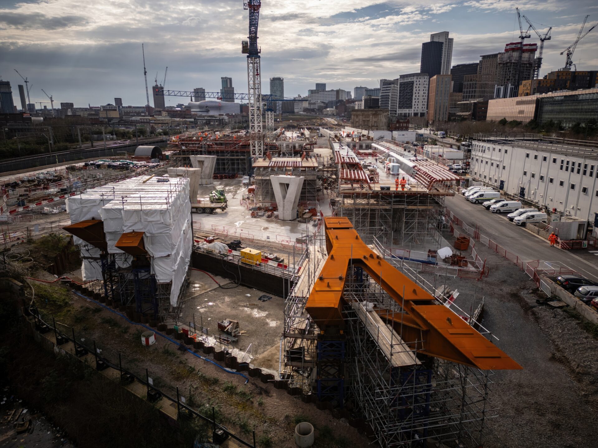 HS2 otwiera centrum rekrutacyjne w Londynie. Tysiące nowych miejsc pracy!