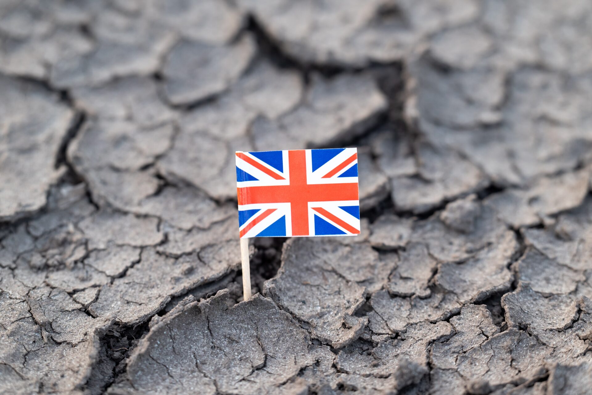 Czy w UK zabraknie wody? 2,4 miliona osób objęte zakazem