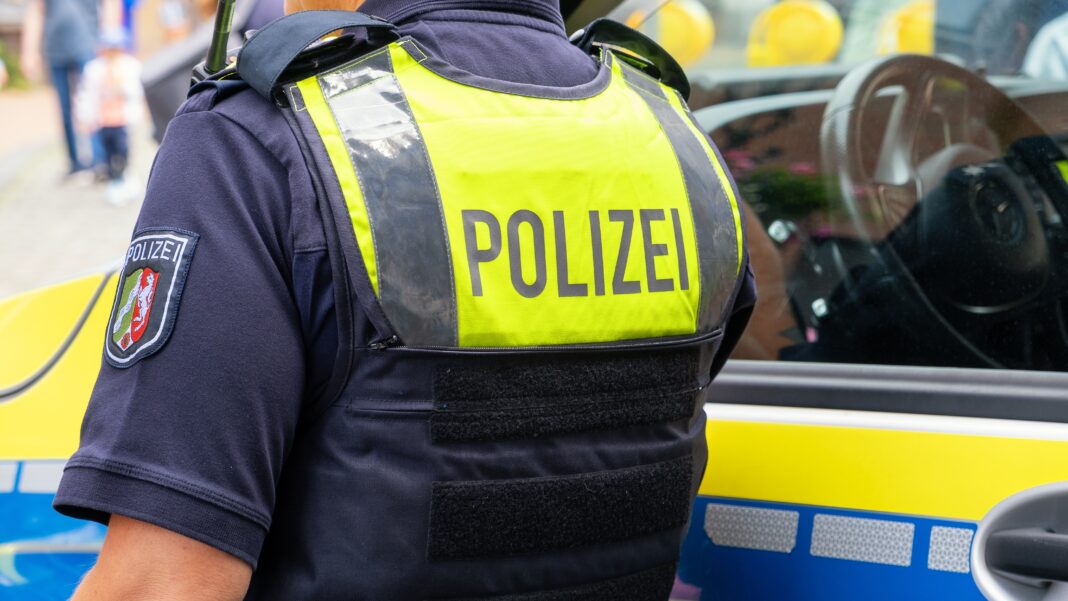 Polak świadkiem w sprawie nielegalnego handlu bronią