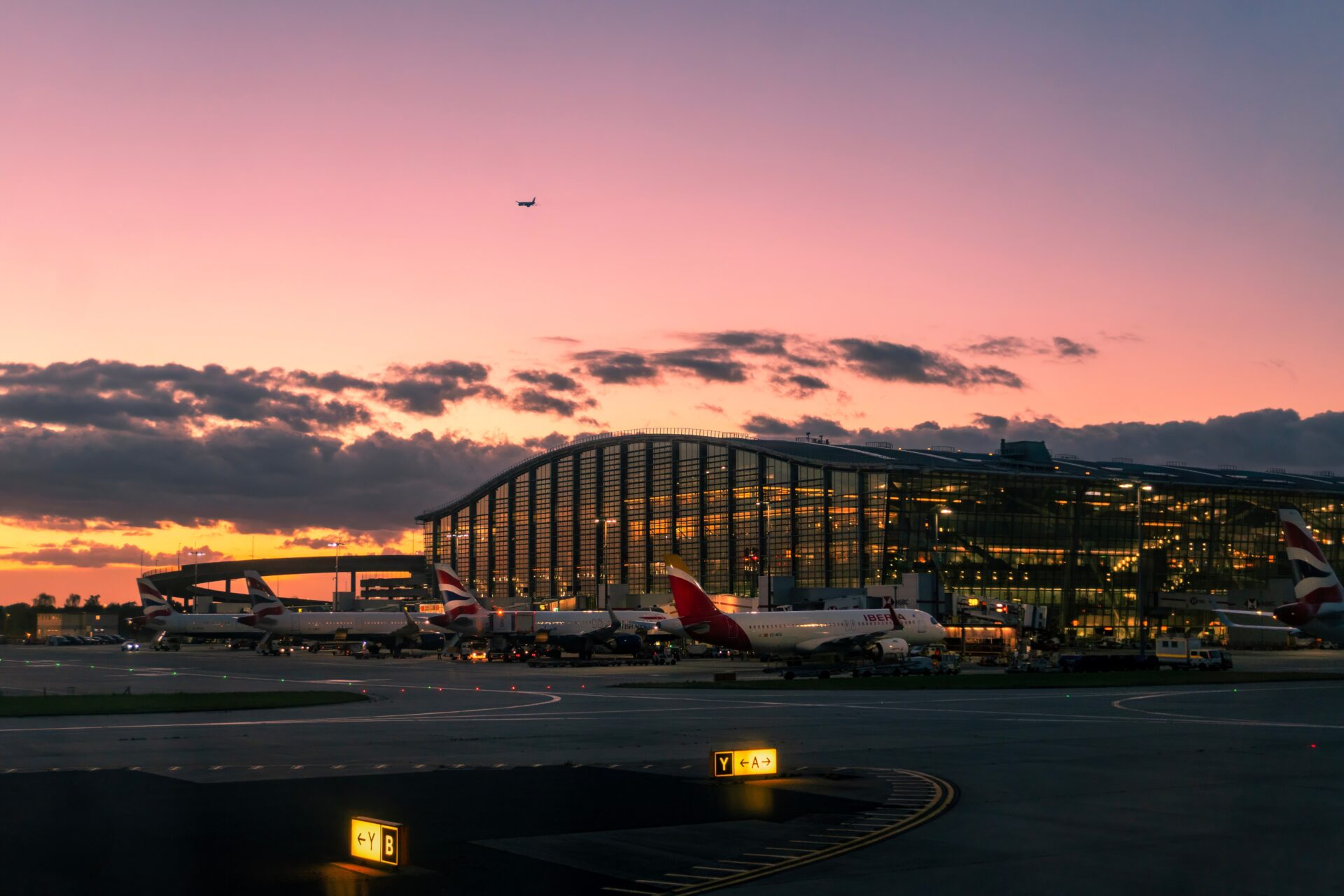 Rozbudowa lotniska Heathrow nie musi oznaczać wzrostu zatrudnienia we wszystkich sektorach