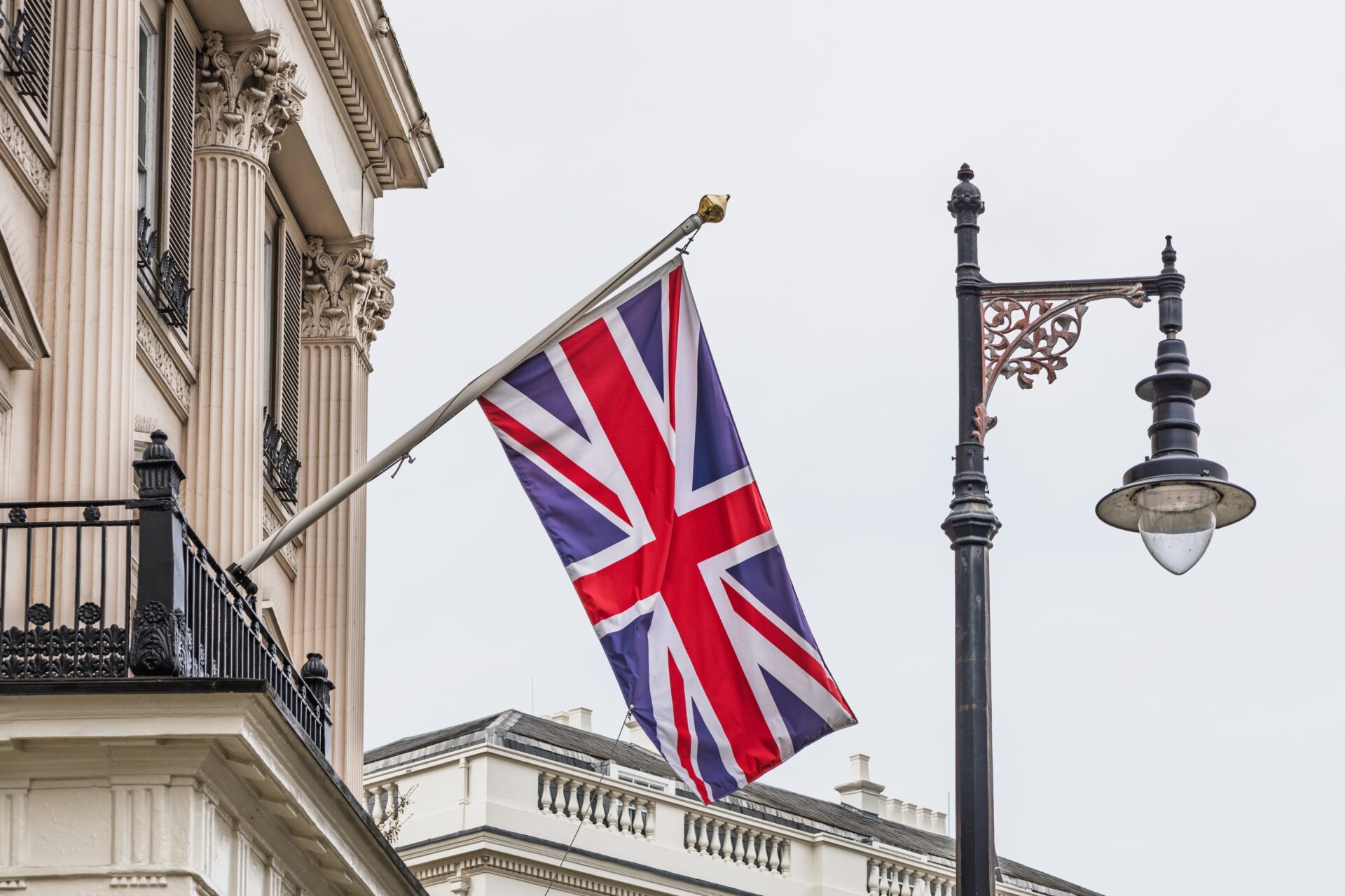 Zakaz wywieszania flag brytyjskich w Wielkiej Brytanii wydaje się absurdem. Foto: shutterstock.com