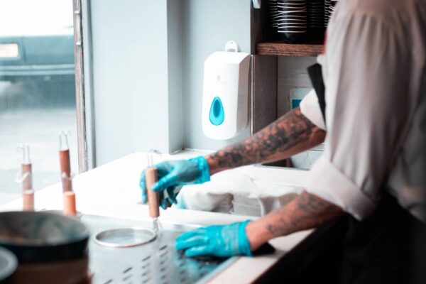 Zmiany w przepisach mogą poskutkować większymi zwolnieniami pracowników