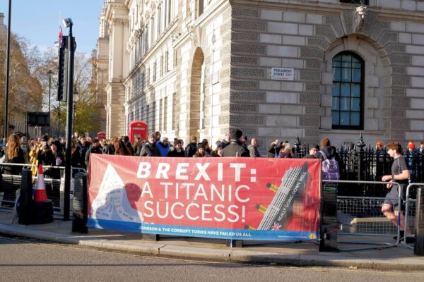 Burnham twierdzi, że przez Brexit Wielka Brytania „utraciła część kontroli” nad gospodarką i imigracją