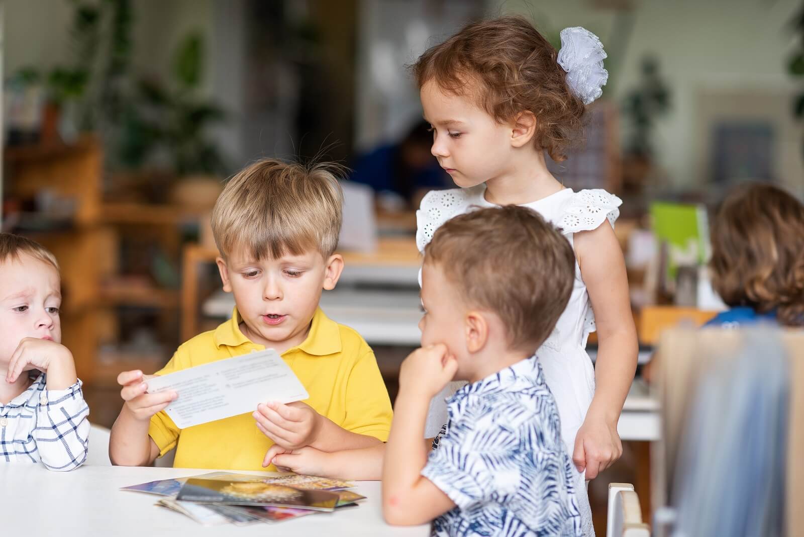 Dzieci osób pobierających Universal Credit stracą pierwszeństwo w przyjmowaniu do przedszkola / fot. Shutterstock