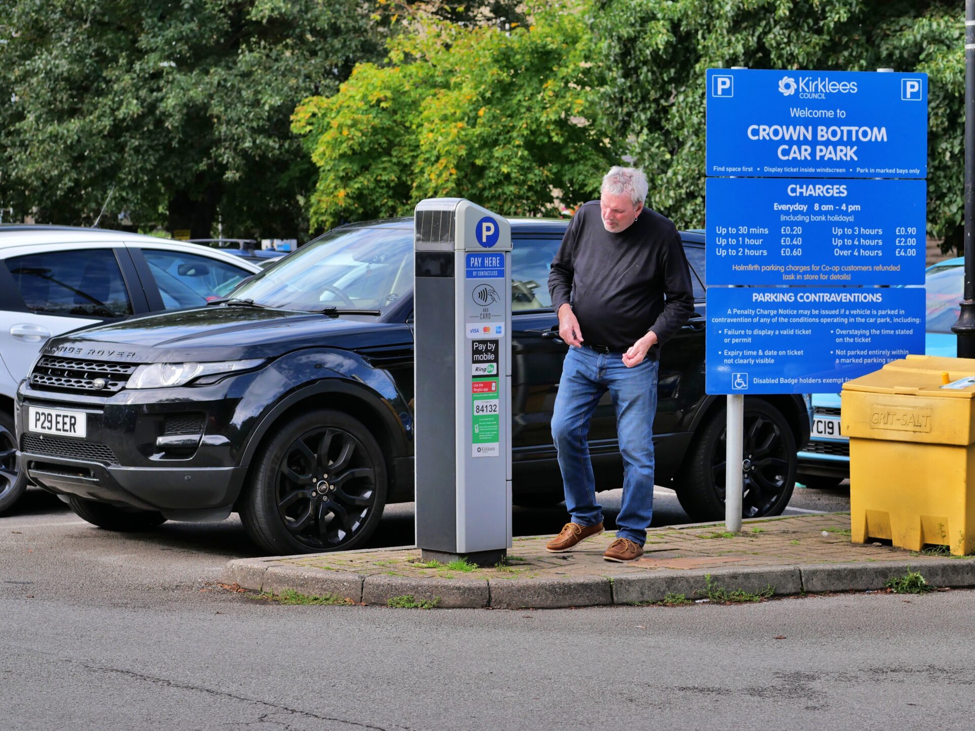 Rząd zamierza ukrócić nieuczciwe praktyki operatorów parkingów. Jest to dobra informacja dla wszystkich kierowców w UK. Foto: Shutterstock